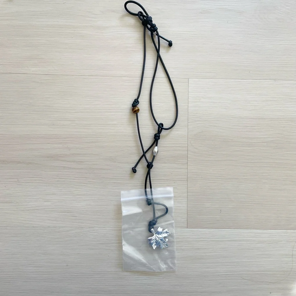 Lazy Circles Summer Adjustable Maple Leaf Pendant Necklace